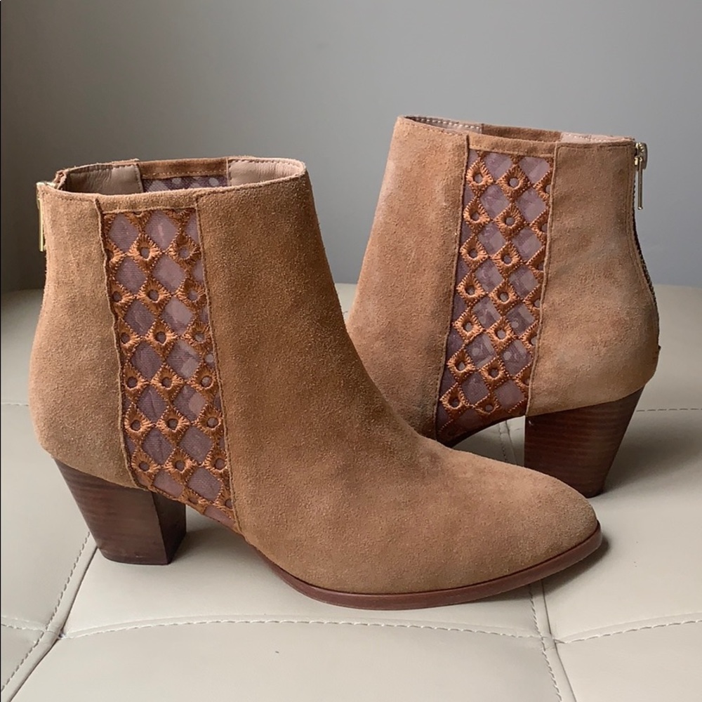 Like new Anthropologie Tan Suede Booties, 8.5